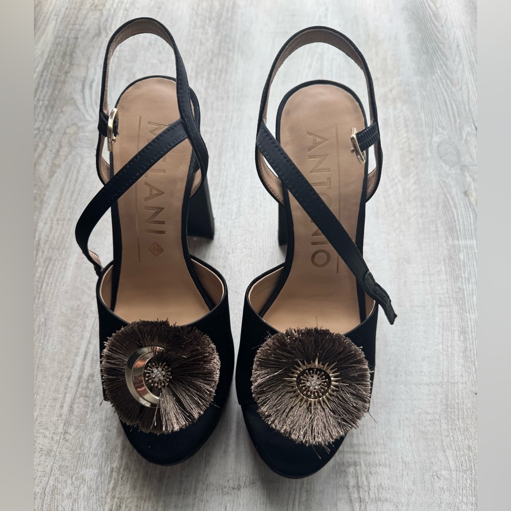 Black Women's Heels with Sun and Moon Accent!
